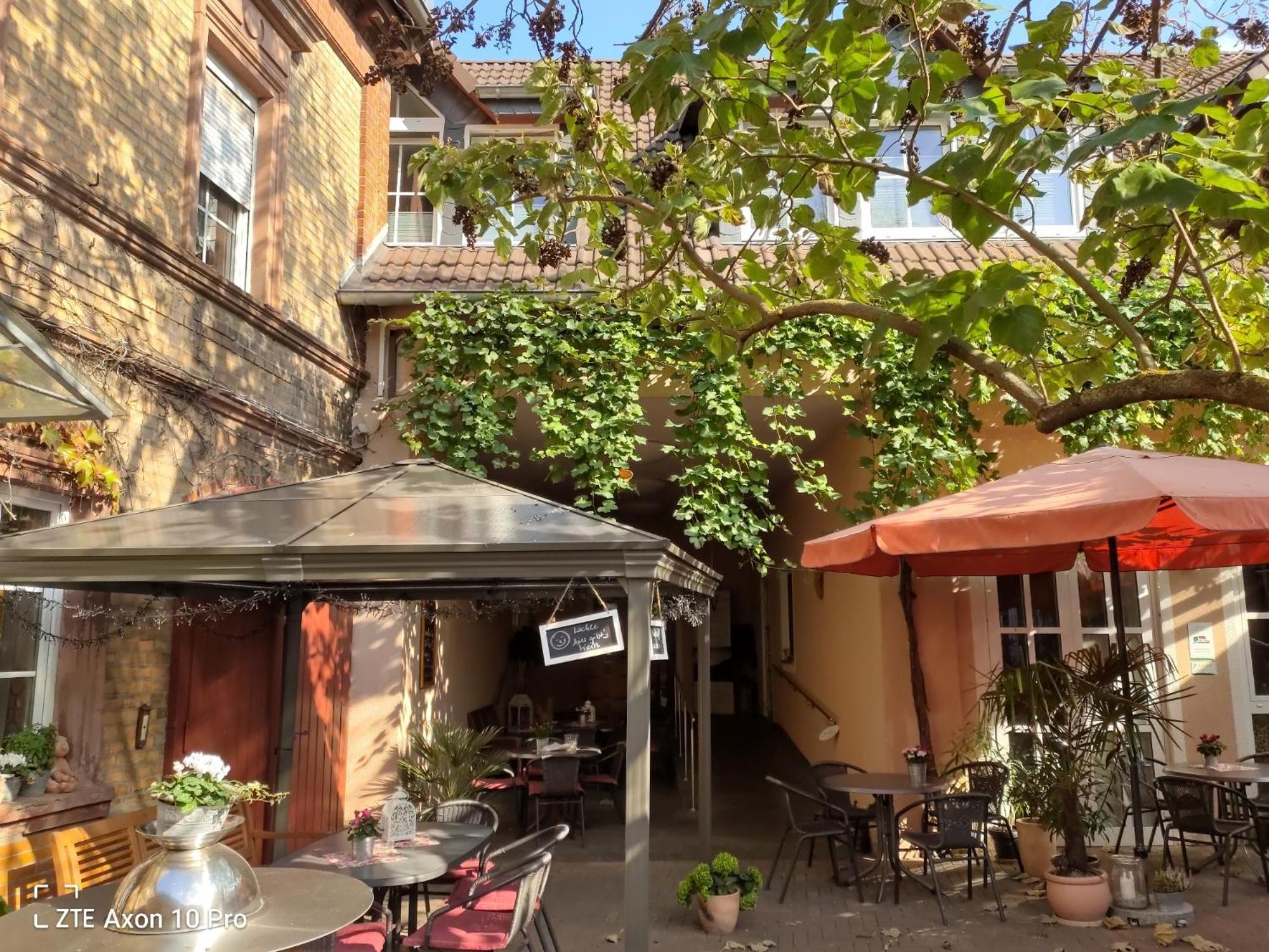 Weingut Weinstube Weinhotel Wolf Harxheim Exterior foto